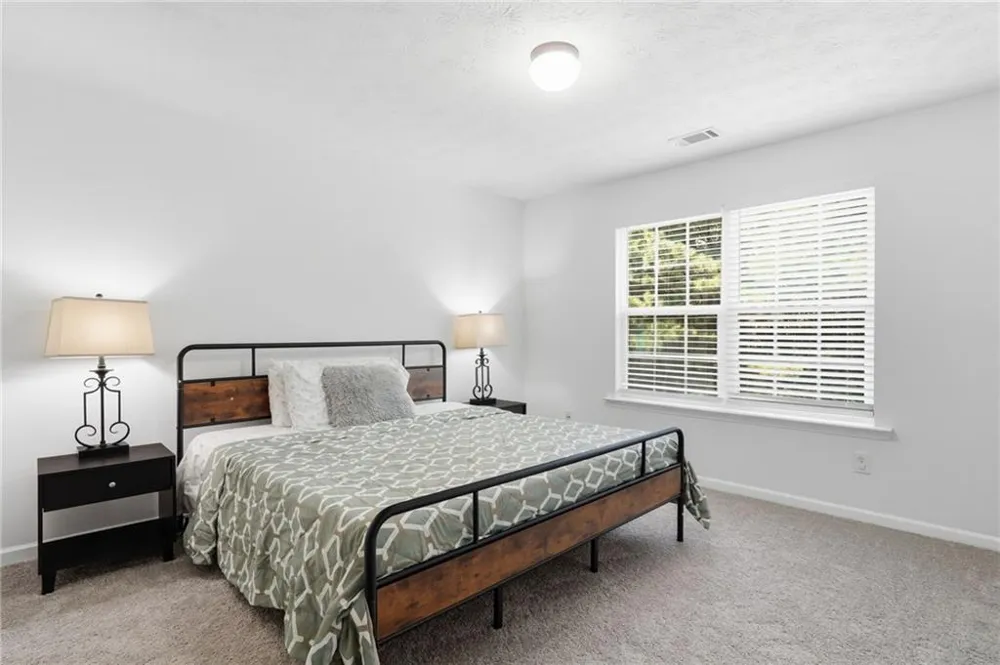 5492 Skylar Creek Lane Buford, GA 30518