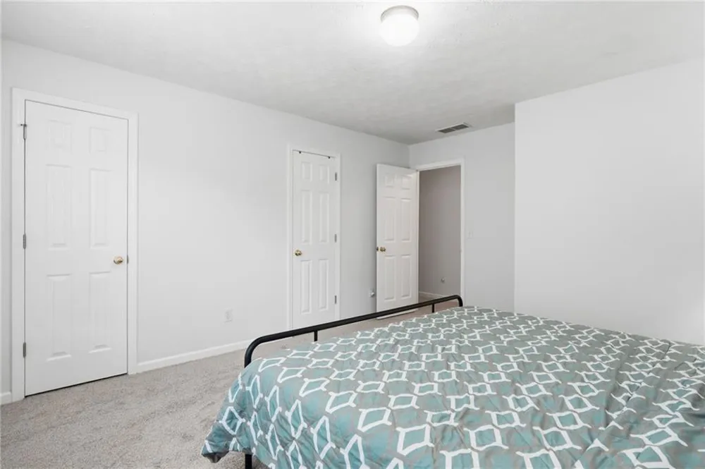 5492 Skylar Creek Lane Buford, GA 30518