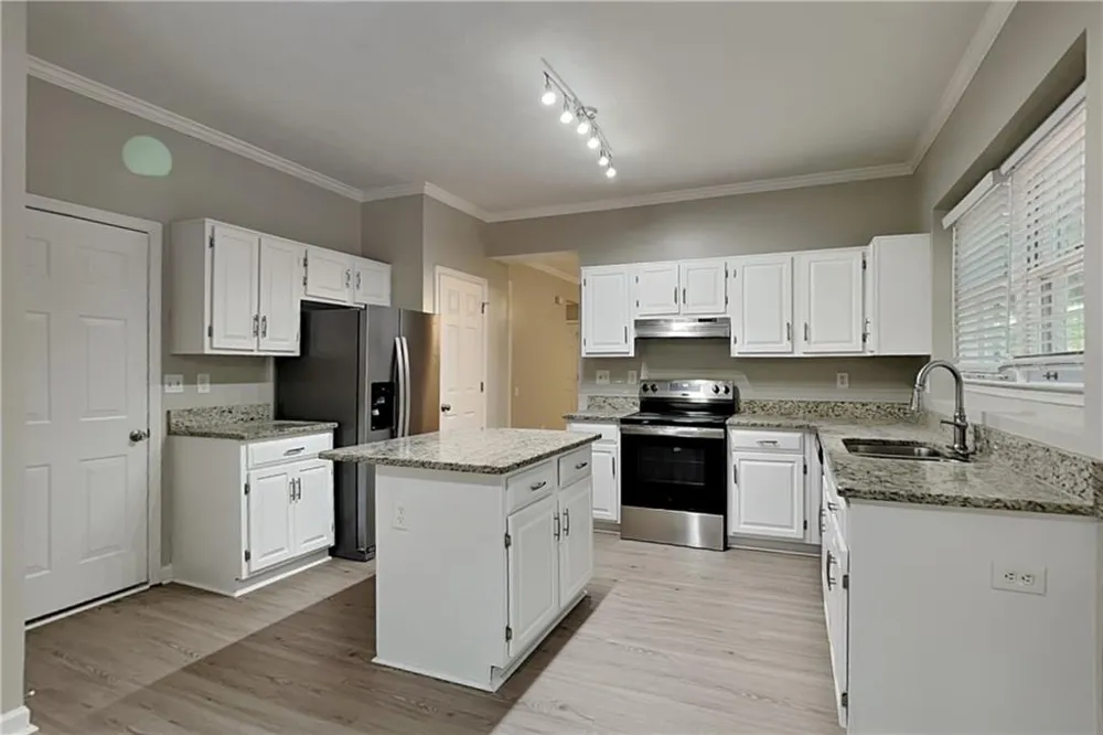10035 Feather Sound Court Alpharetta, GA 30022
