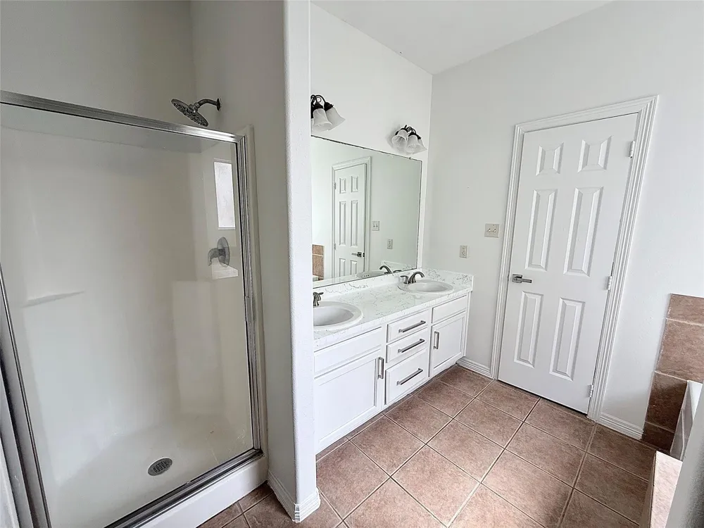 10023 Date Meadow Lane Tomball, TX 77375