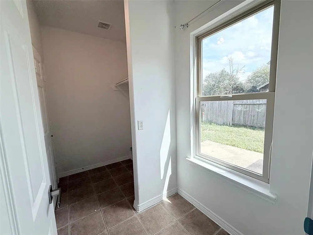 10023 Date Meadow Lane Tomball, TX 77375