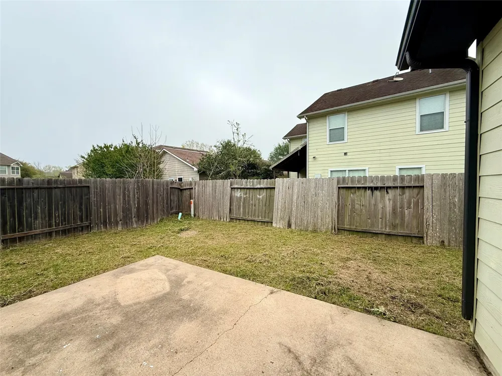 10023 Date Meadow Lane Tomball, TX 77375
