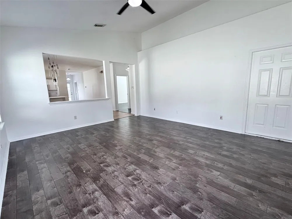 10023 Date Meadow Lane Tomball, TX 77375