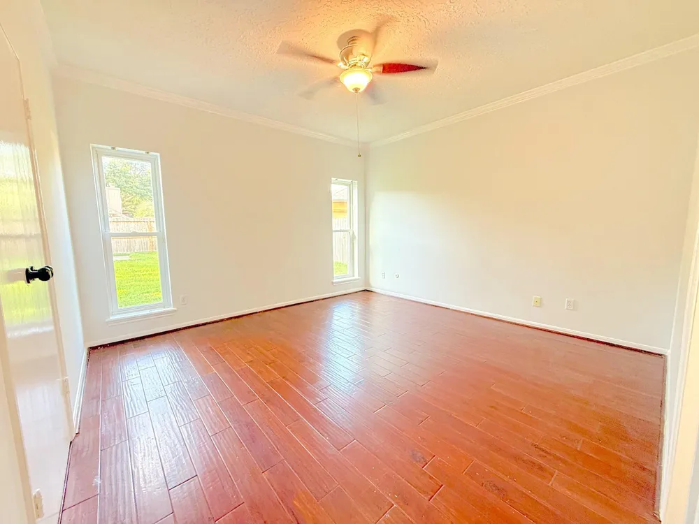 2210 Redcliff Drive Missouri City, TX 77489