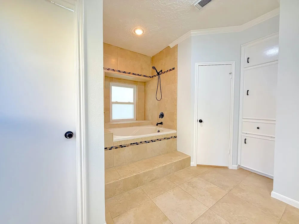2210 Redcliff Drive Missouri City, TX 77489