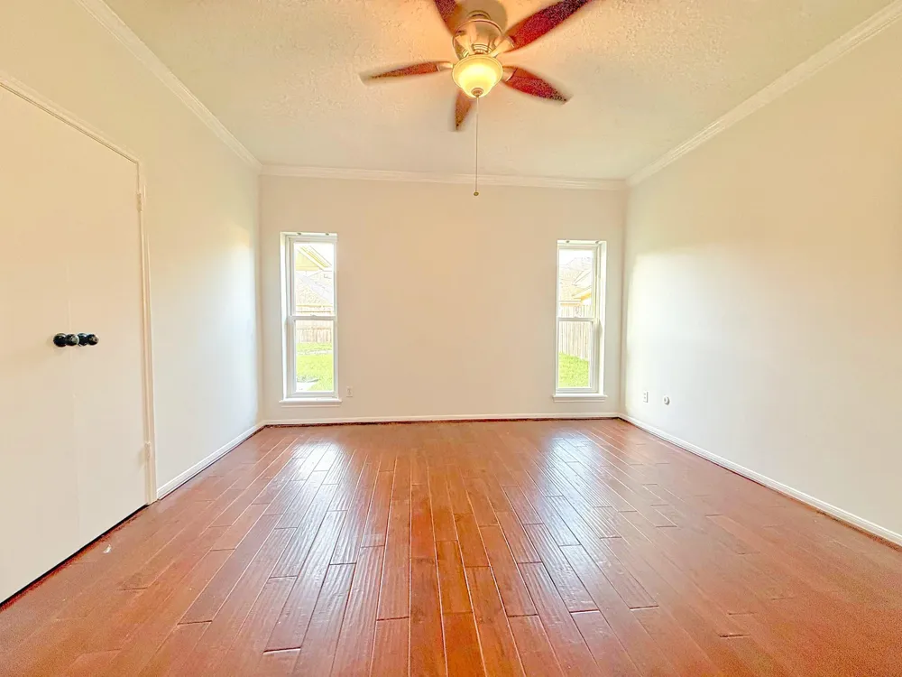 2210 Redcliff Drive Missouri City, TX 77489