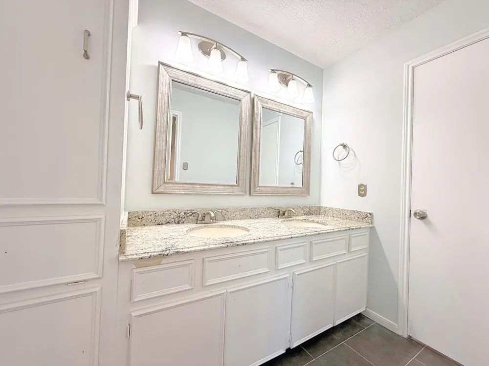 2210 Redcliff Drive Missouri City, TX 77489