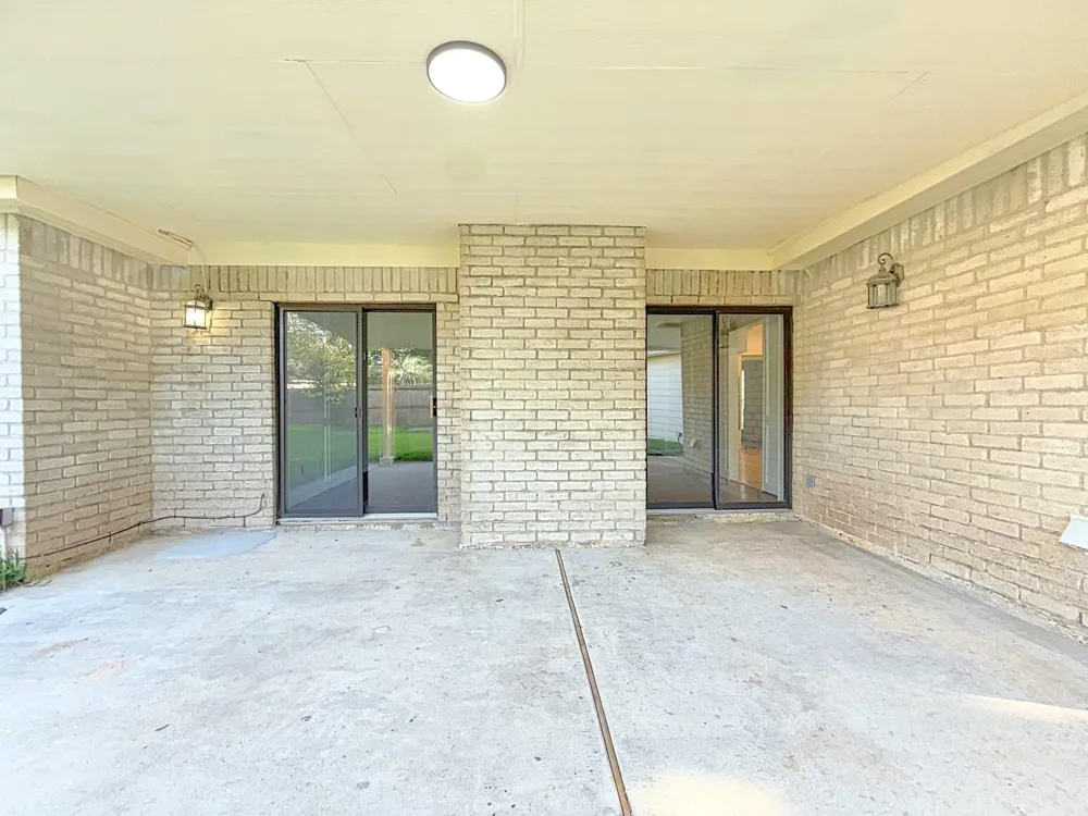 2210 Redcliff Drive Missouri City, TX 77489