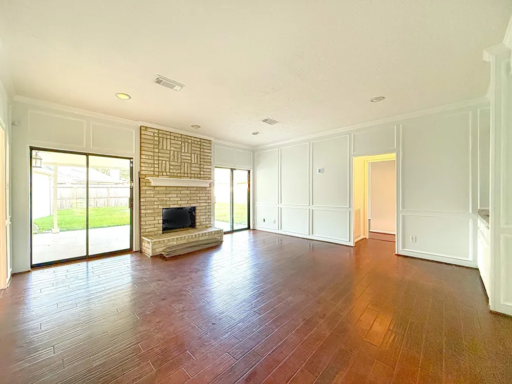 2210 Redcliff Drive Missouri City, TX 77489