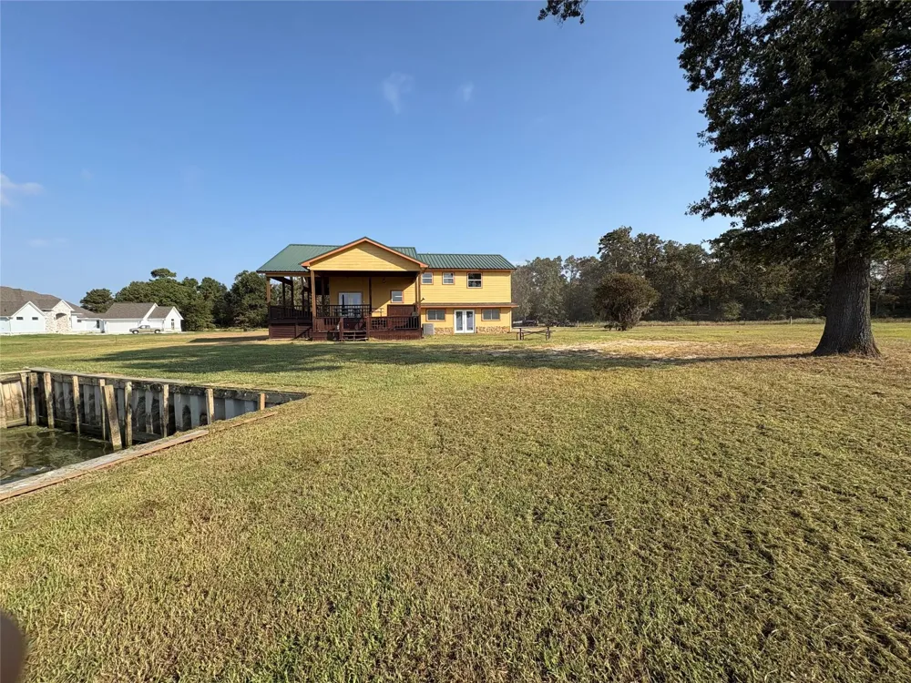 245 Bridgewater Onalaska, TX 77360