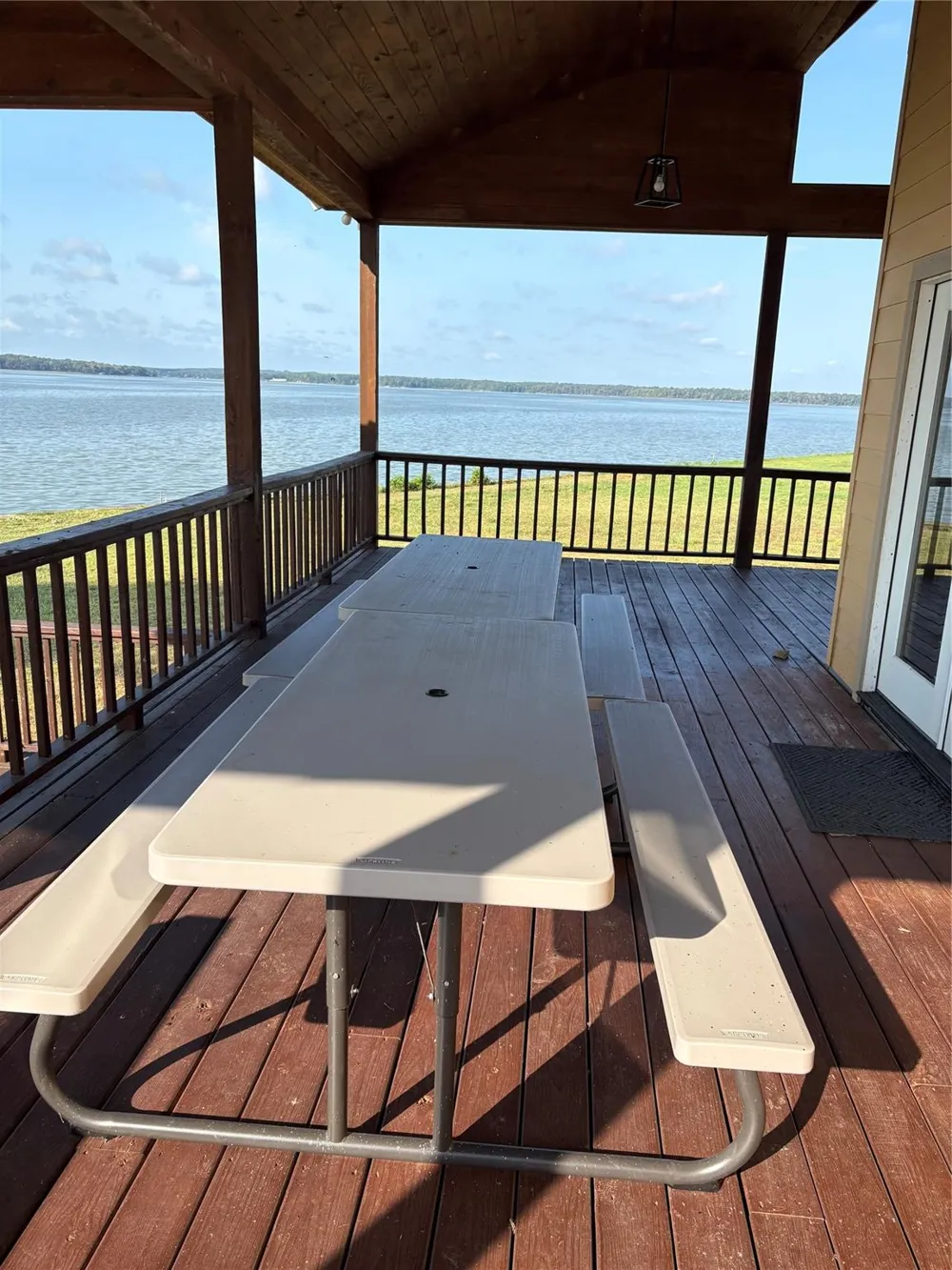 245 Bridgewater Onalaska, TX 77360