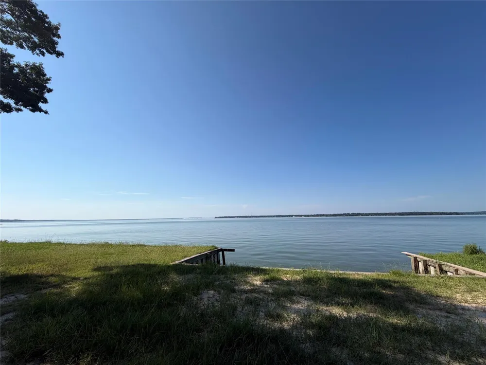 245 Bridgewater Onalaska, TX 77360