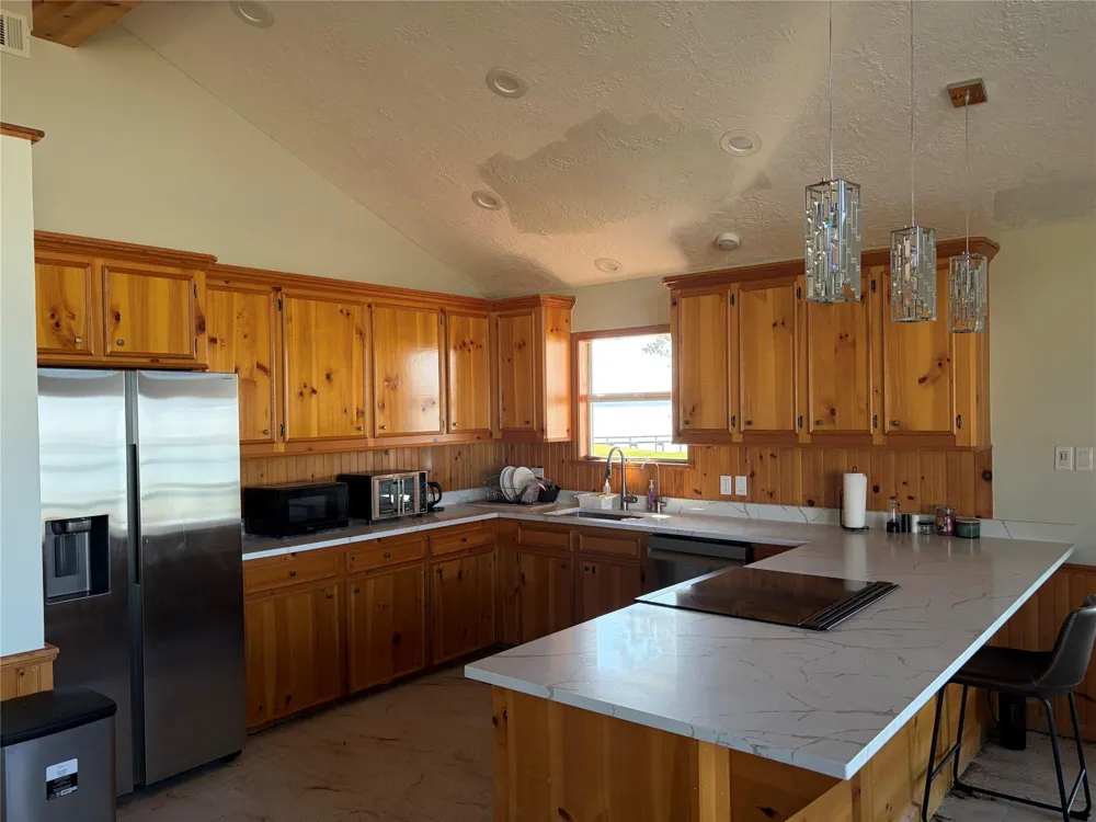 245 Bridgewater Onalaska, TX 77360