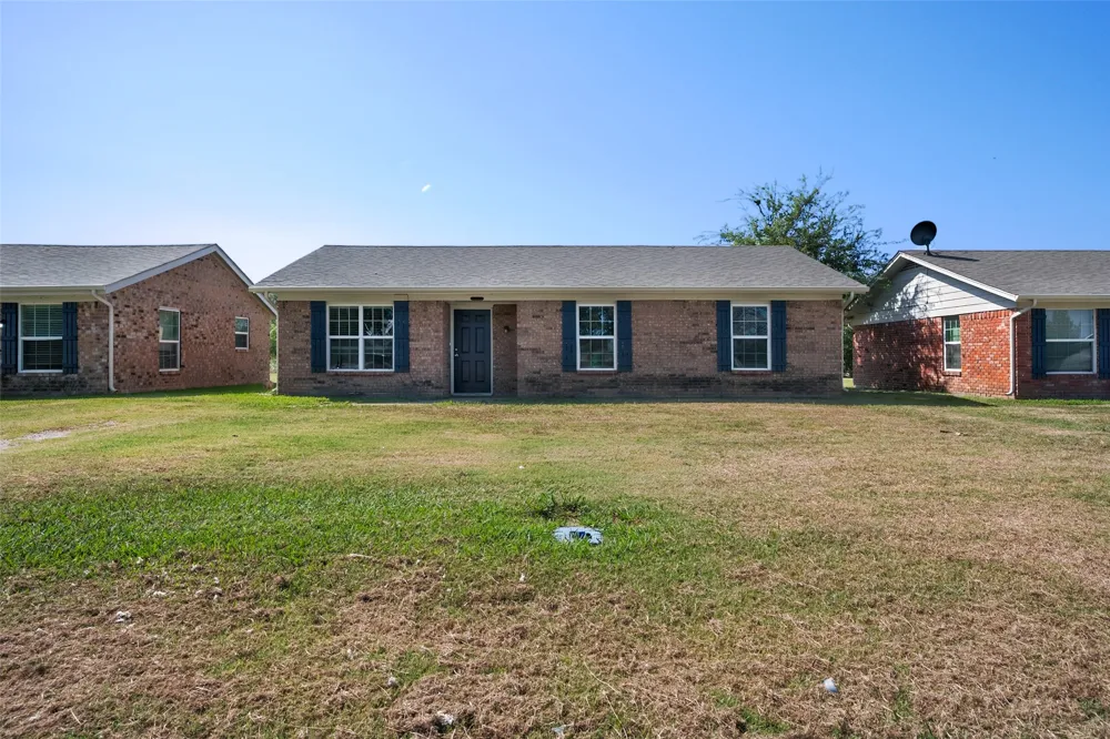 3201 NW CR 2004 Corsicana, TX 75110