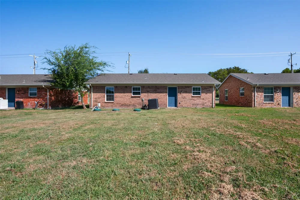 3201 NW CR 2004 Corsicana, TX 75110