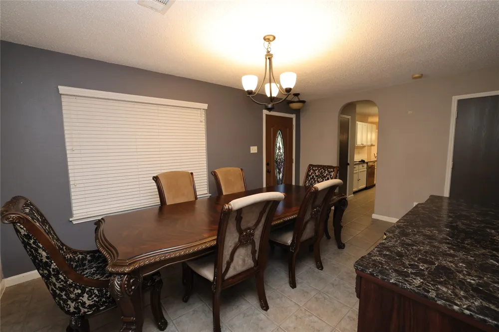 4360 Mesa Drive Carrollton, TX 75010