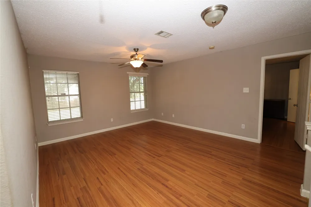 4360 Mesa Drive Carrollton, TX 75010