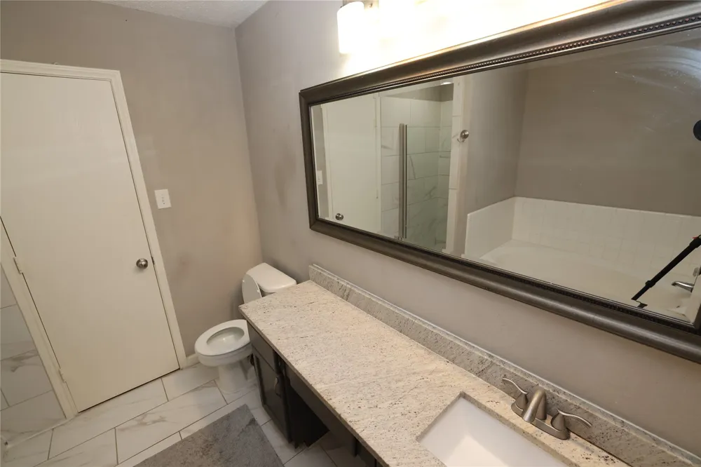 4360 Mesa Drive Carrollton, TX 75010