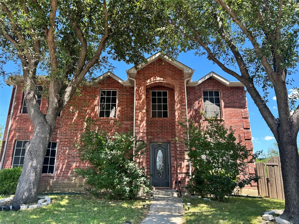 4360 Mesa Drive Carrollton, TX 75010