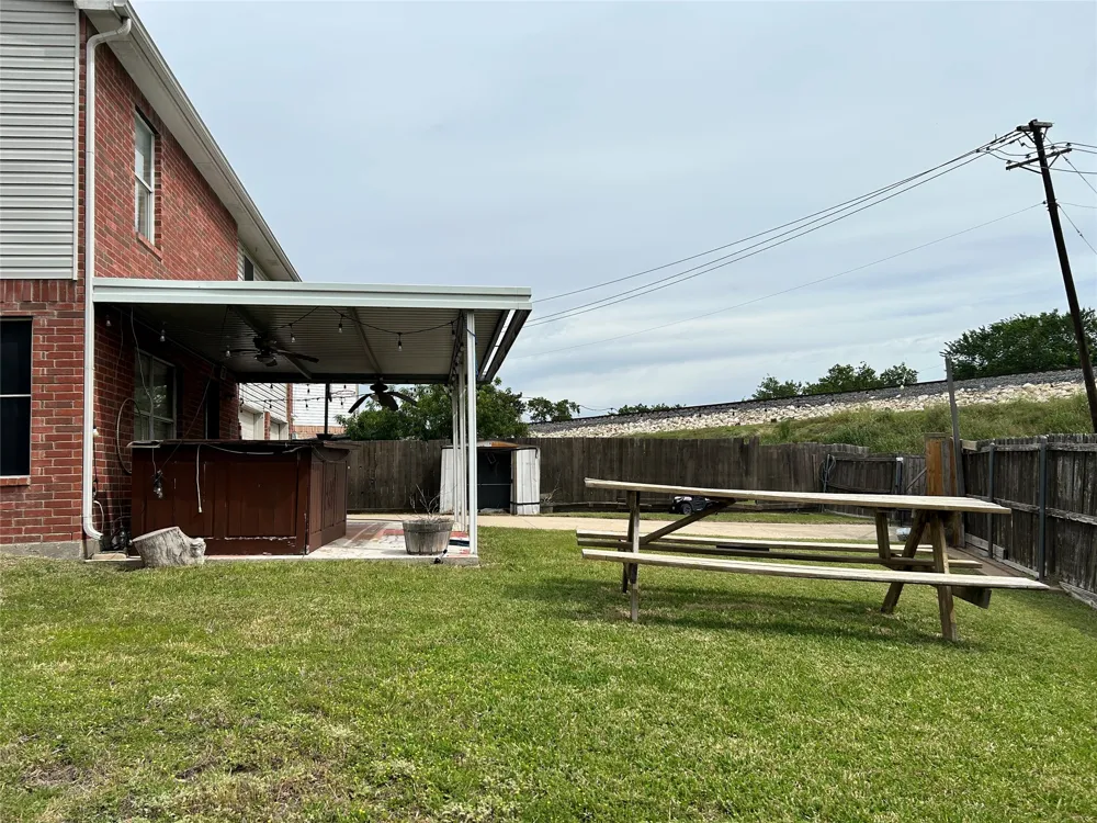 4360 Mesa Drive Carrollton, TX 75010