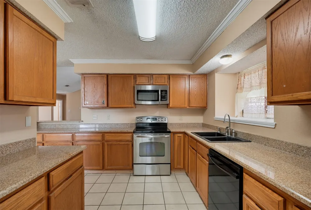 2517 Trenton Drive Mesquite, TX 75150