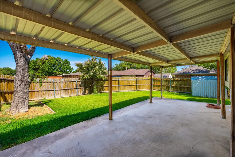 2517 Trenton Drive Mesquite, TX 75150