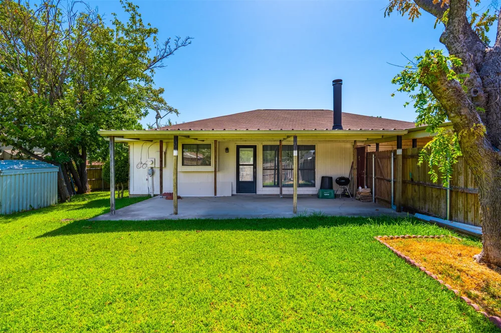 2517 Trenton Drive Mesquite, TX 75150
