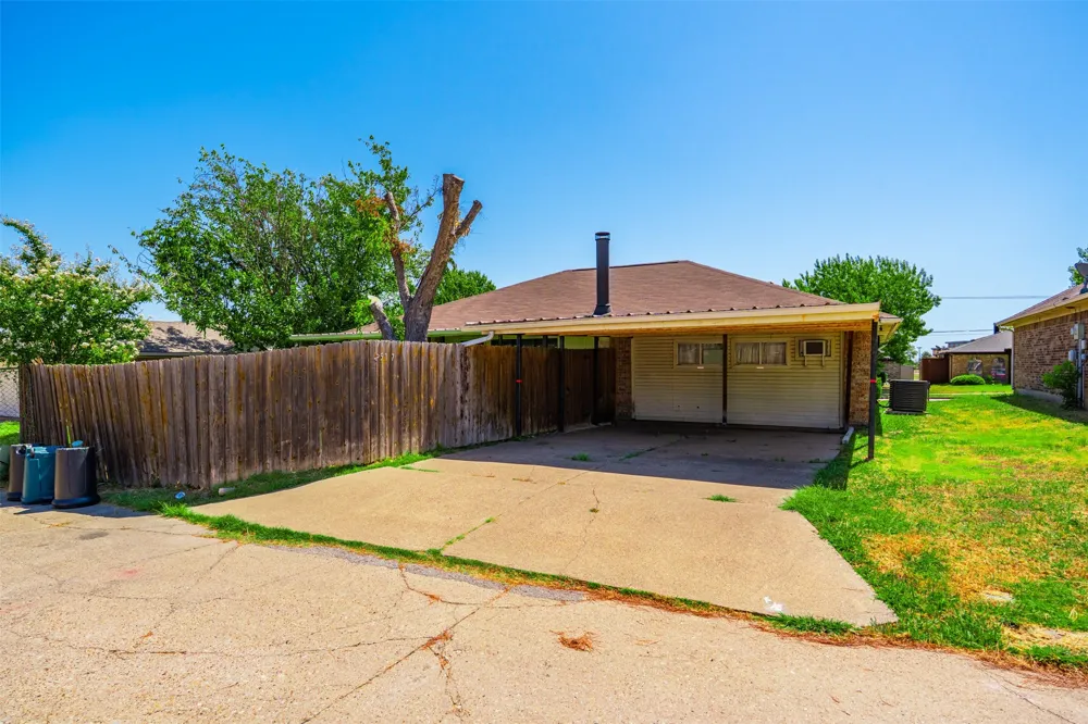 2517 Trenton Drive Mesquite, TX 75150