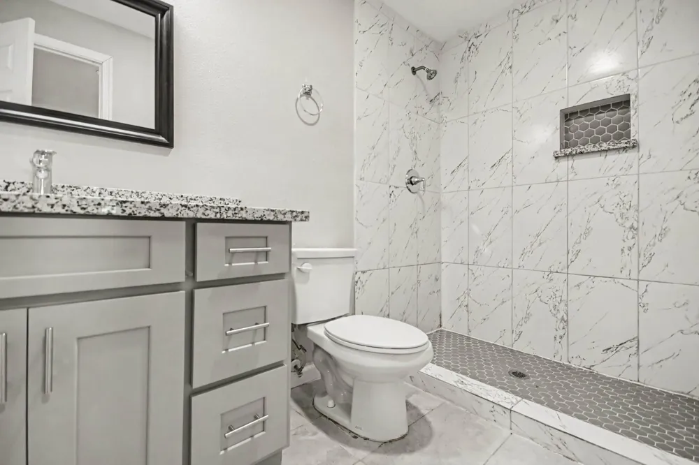 7346 Okinawa Road Houston, TX 77033