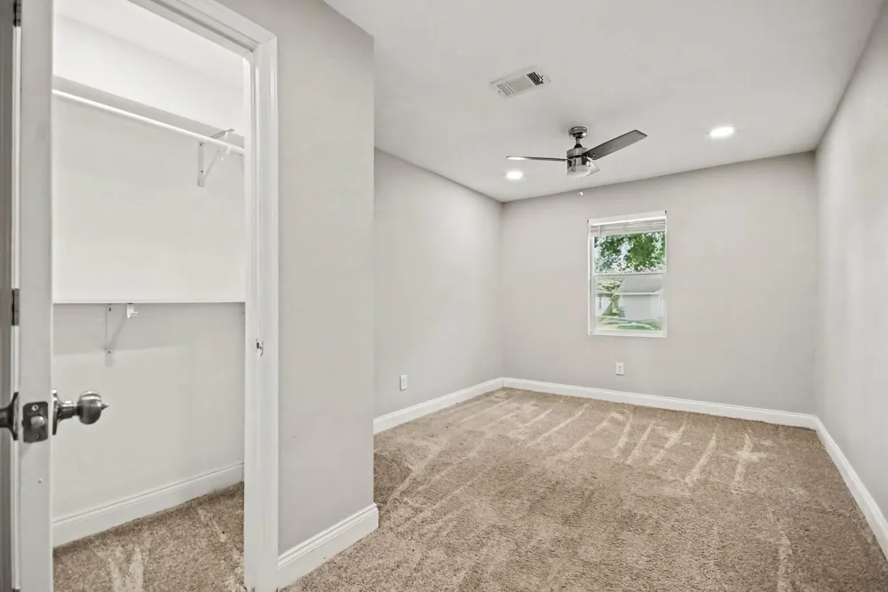 7346 Okinawa Road Houston, TX 77033