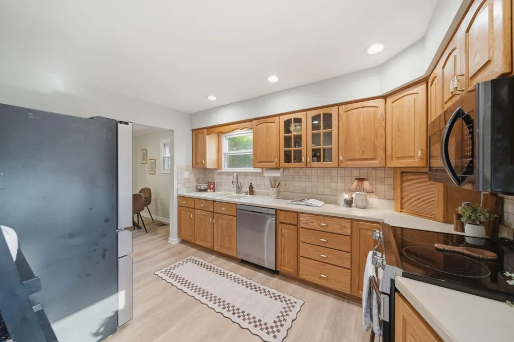 4182 Sheffield Drive Jackson, MI 49203