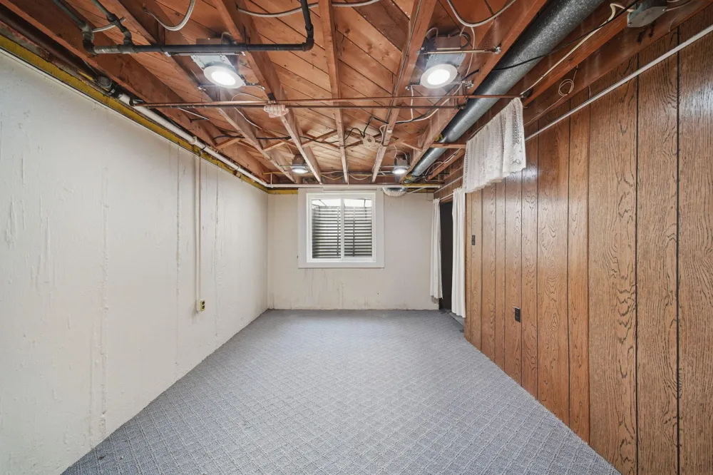 4182 Sheffield Drive Jackson, MI 49203