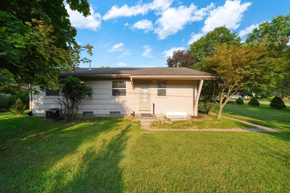4182 Sheffield Drive Jackson, MI 49203