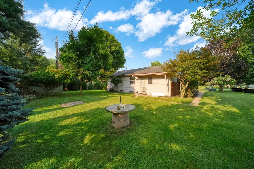 4182 Sheffield Drive Jackson, MI 49203