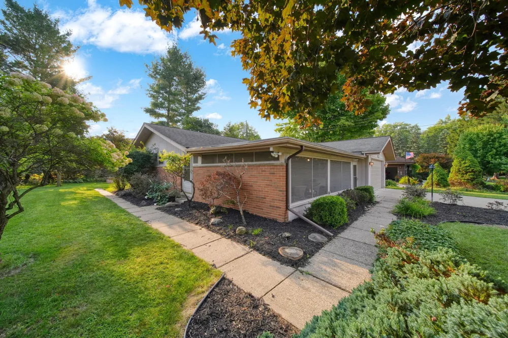 4182 Sheffield Drive Jackson, MI 49203