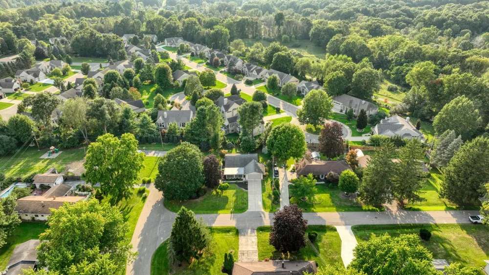 4182 Sheffield Drive Jackson, MI 49203