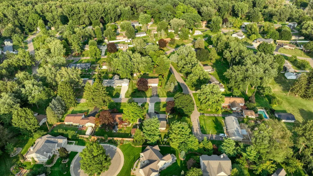 4182 Sheffield Drive Jackson, MI 49203
