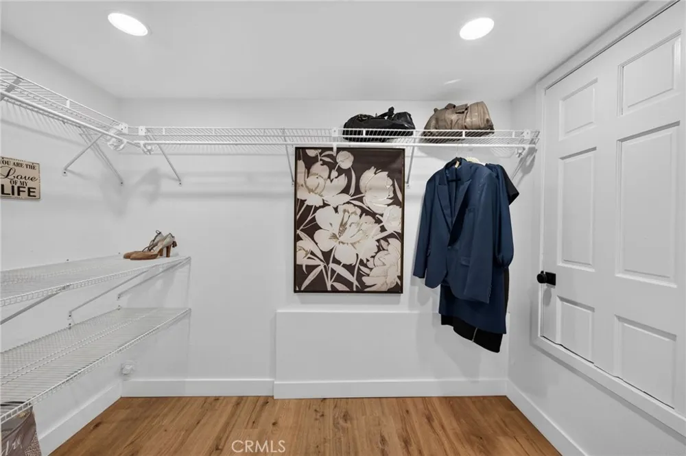 30916 Glen Oak Running Springs, CA 92382