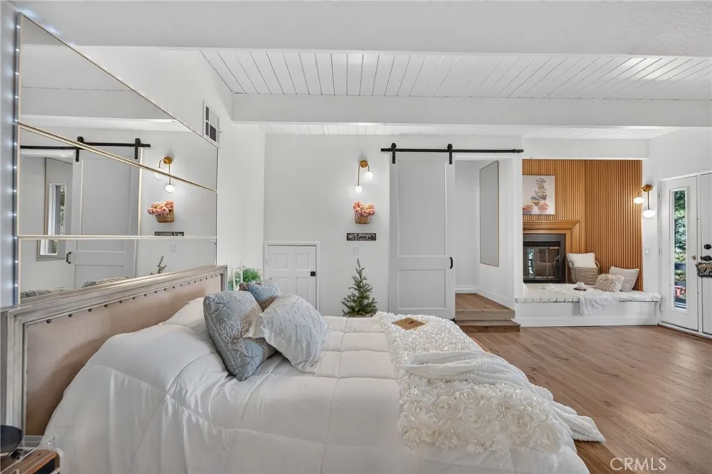 30916 Glen Oak Running Springs, CA 92382