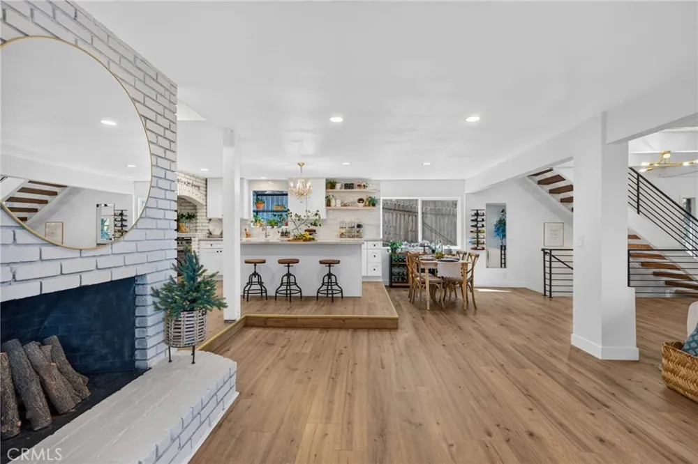 30916 Glen Oak Running Springs, CA 92382