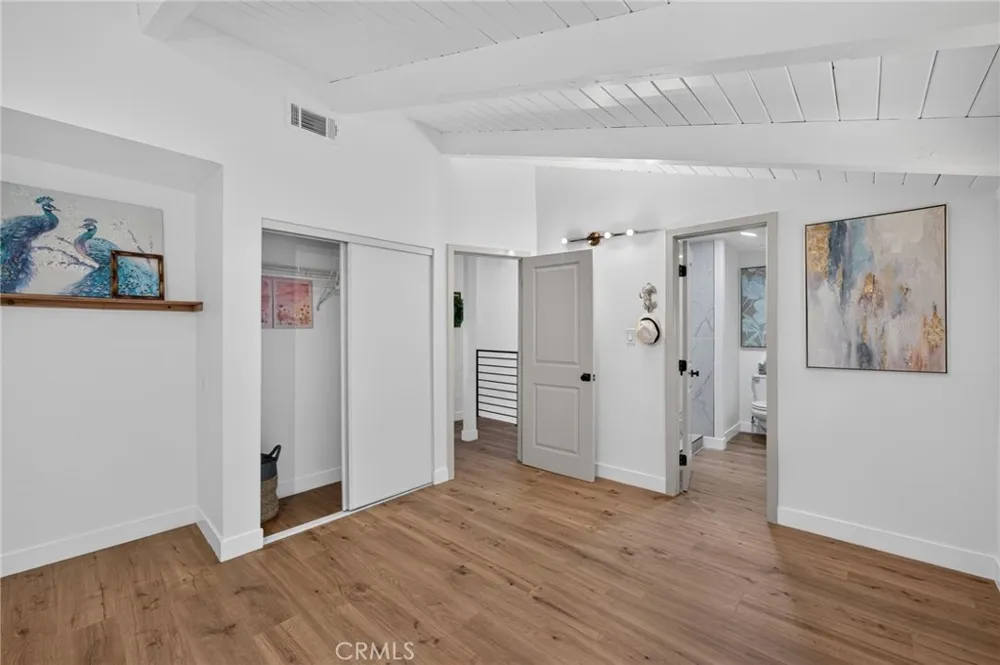 30916 Glen Oak Running Springs, CA 92382