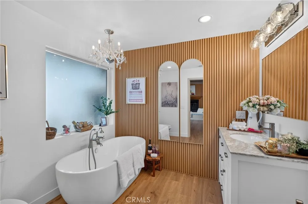 30916 Glen Oak Running Springs, CA 92382