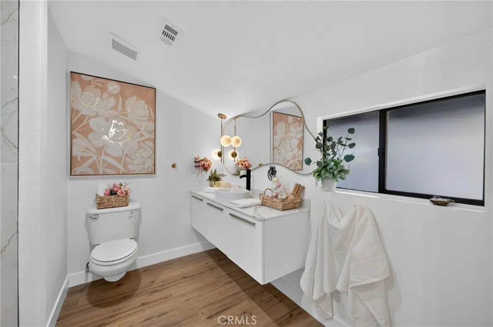 30916 Glen Oak Running Springs, CA 92382