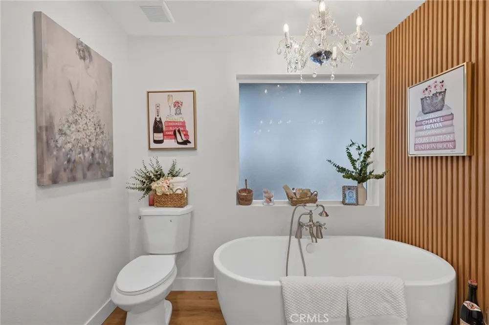 30916 Glen Oak Running Springs, CA 92382