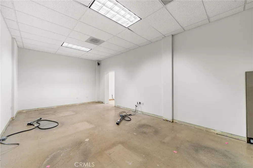 554 E San Bernardino #107 Covina, CA 91723