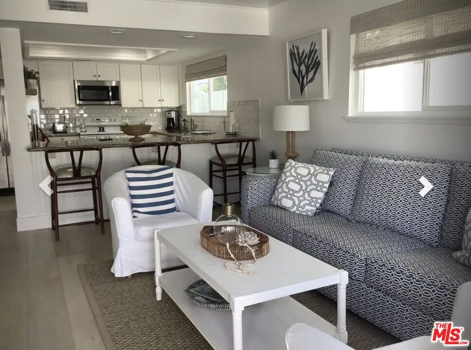 219 13th Street Huntington Beach, CA 92648