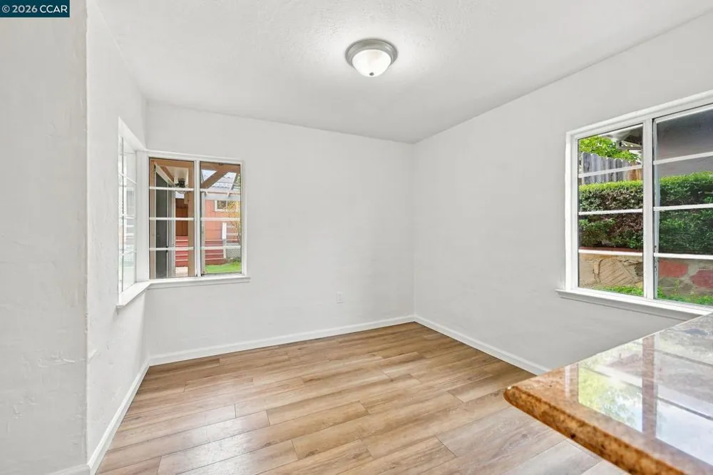 1169 Roxanne Ave Hayward, CA 94542