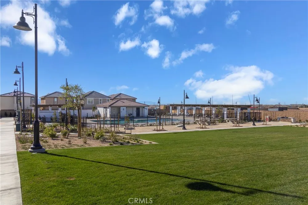 16618 Bottlebrush Lane #1 Fontana, CA 92336