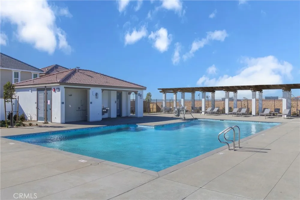 16618 Bottlebrush Lane #1 Fontana, CA 92336