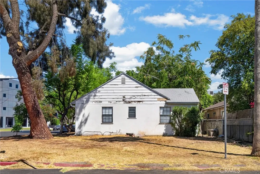 5130 Willis Avenue Sherman Oaks, CA 91403
